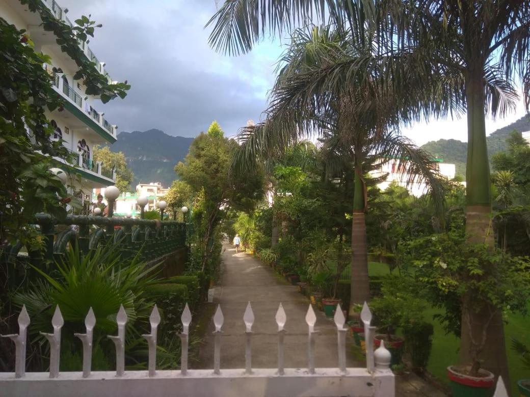 Panambi Tapovan Resort Rishīkesh Buitenkant foto